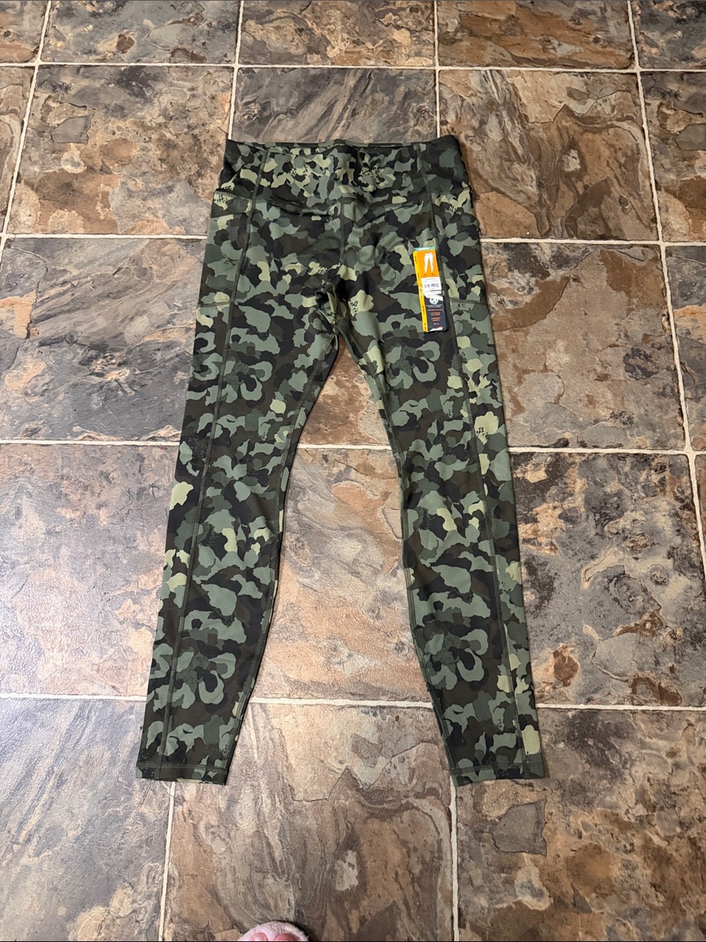 Avia Olive & Dark Green Camo Leggings with Pocket